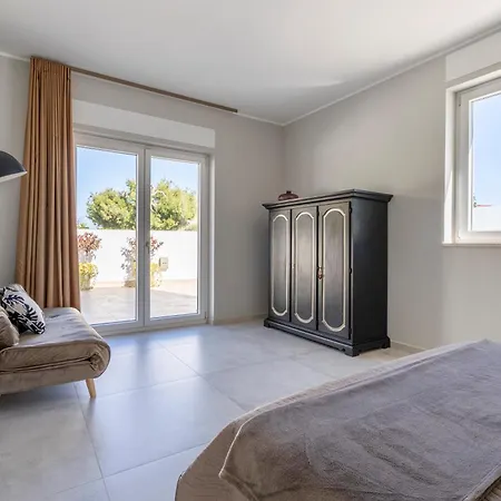 Guesthost - Musa - Your Exclusive In Villa *